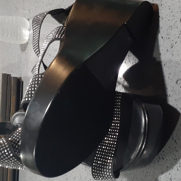 Black Wedge slingback - Picture 1 of 2